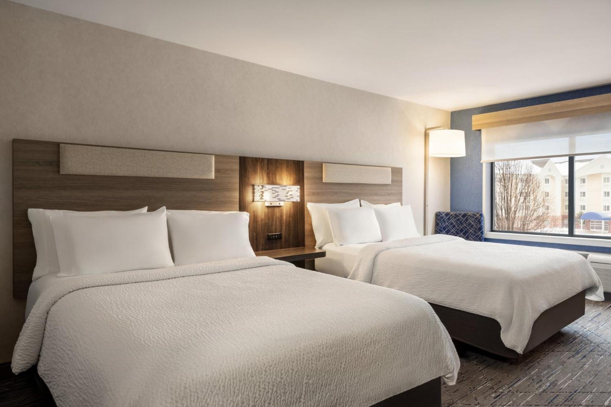 Holiday Inn Express Syracuse Airport By Ihg North Syracuse Exterior photo