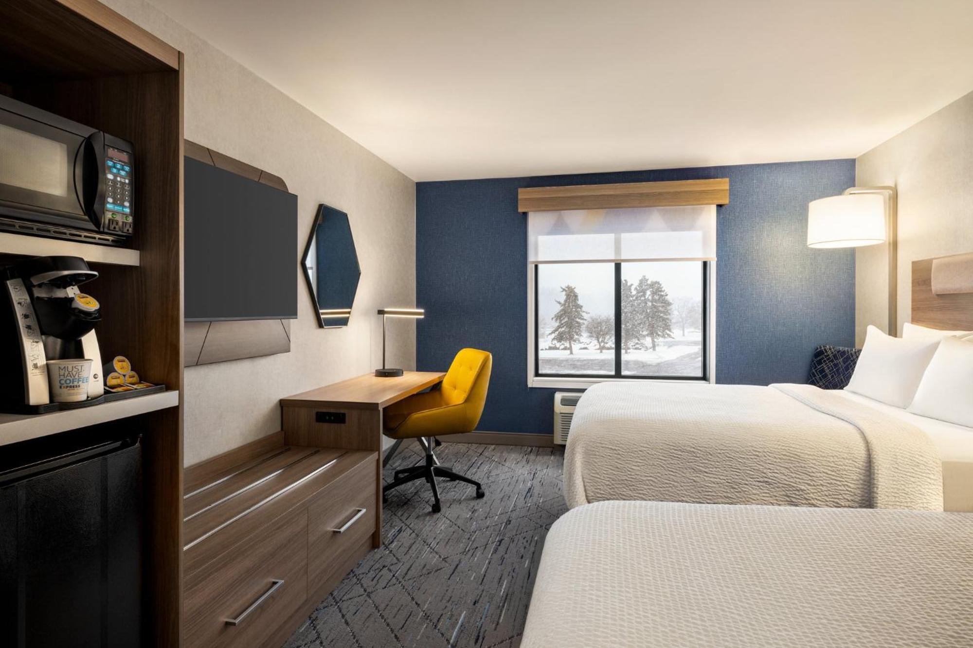 Holiday Inn Express Syracuse Airport By Ihg North Syracuse Exterior photo