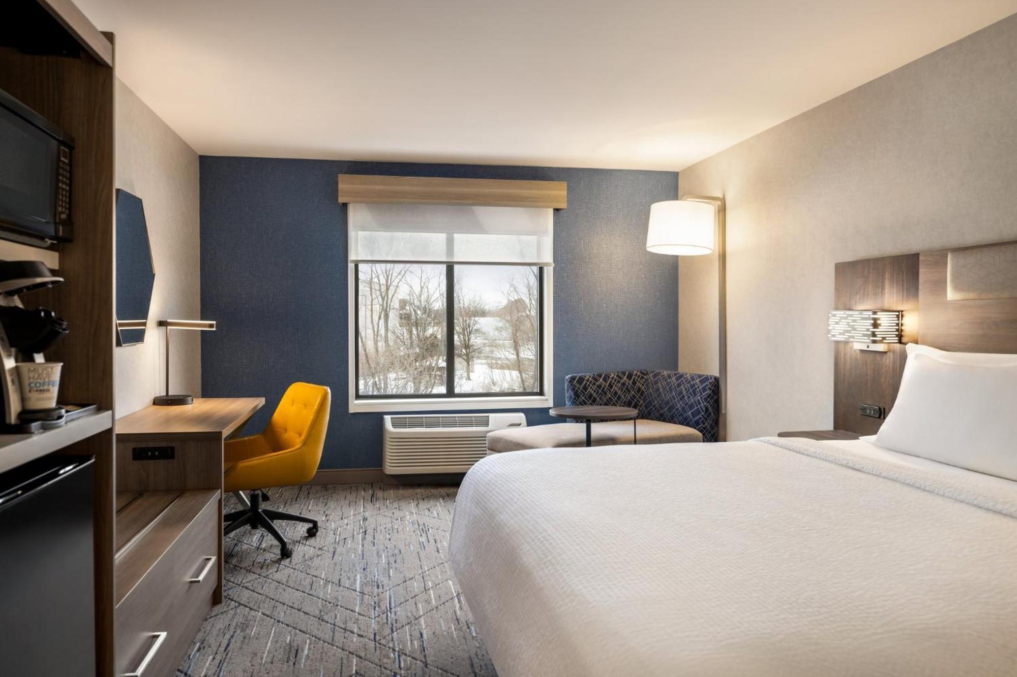 Holiday Inn Express Syracuse Airport By Ihg North Syracuse Exterior photo